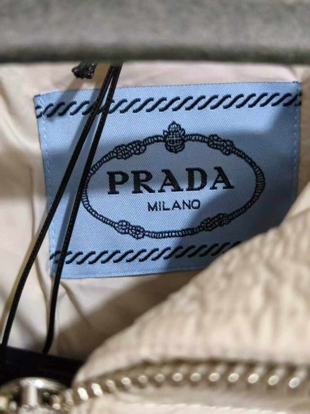 Prada Cream Cropped Puffer Down Jacket IT38 US6 - Picture 3 of 8